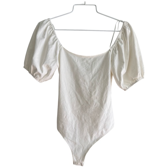 Le Lis Puff Sleeve Bodysuit Size Small - Picture 1 of 11